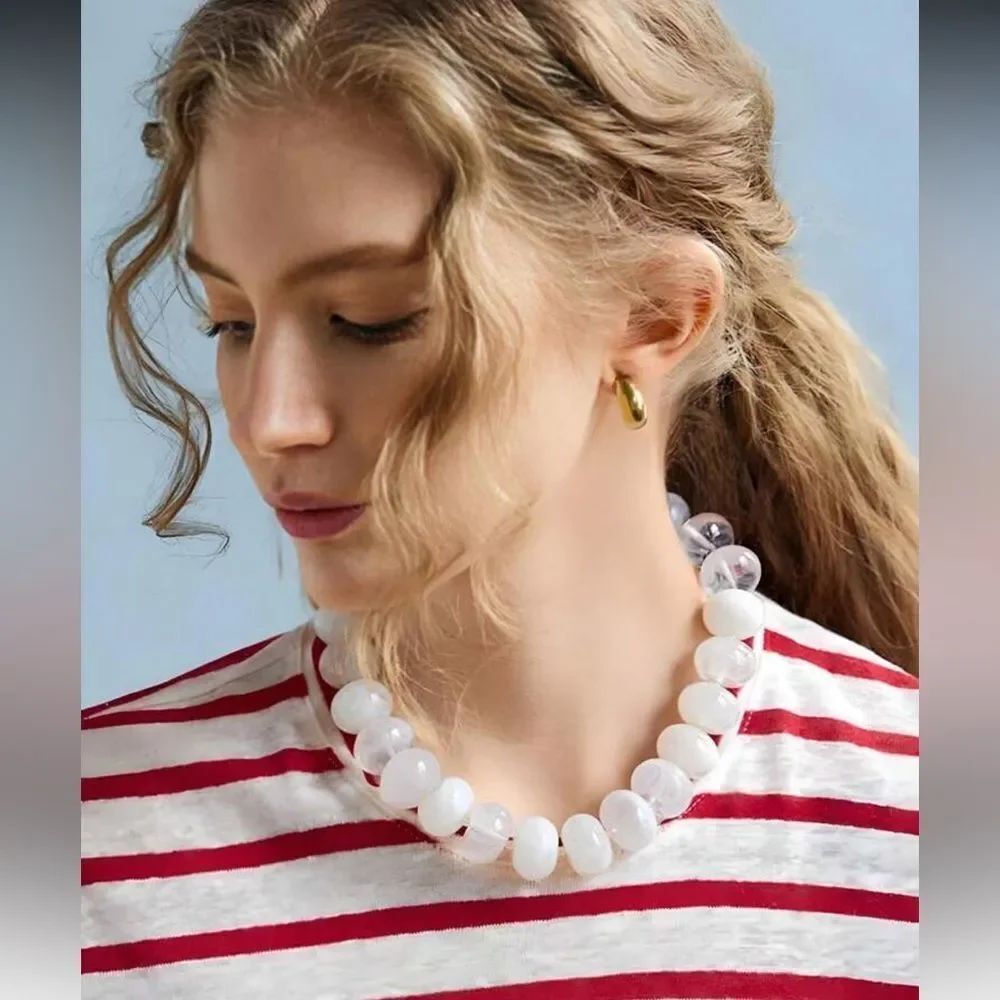 White Beaded Statement Necklace A1693
